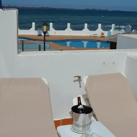 Seaside Villa *
